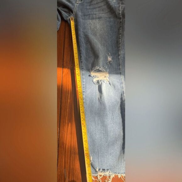 Judy Blue Relaxed Fit Distressed Jeans Size 7/28 Light Wash Ripped Strech - Picture 7 of 12